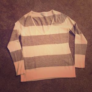 V neck tan and cream sweater with sequin accents